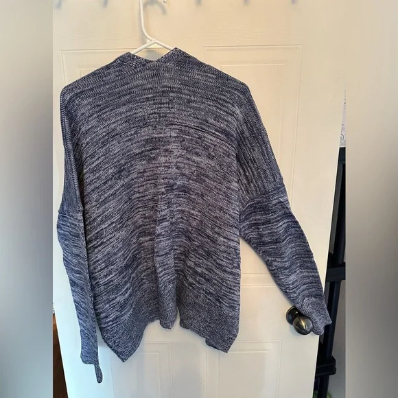 Gap Cardigan - Picture 3 of 3